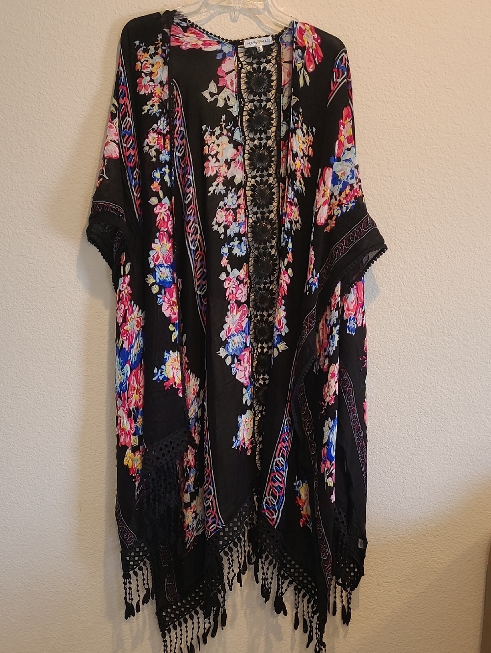 Woven Heart Floral Black Kimono Cover-Up with Fringe Side Slit Size 1X - Picture 2 of 5